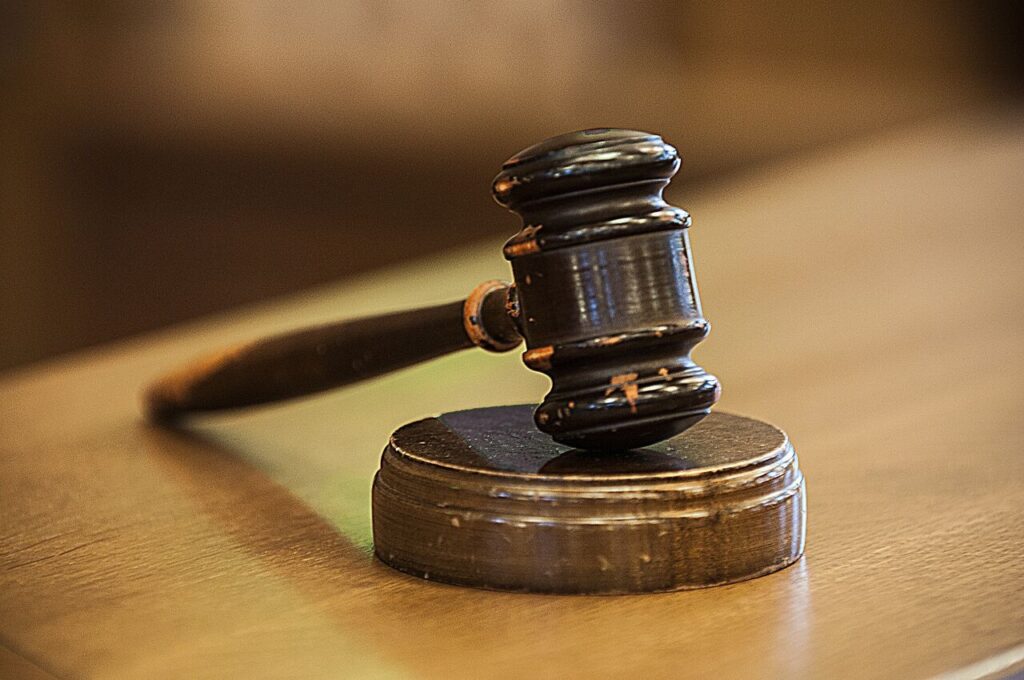 food-seller-docked-for-allegedly-stealing-customer’s-phone