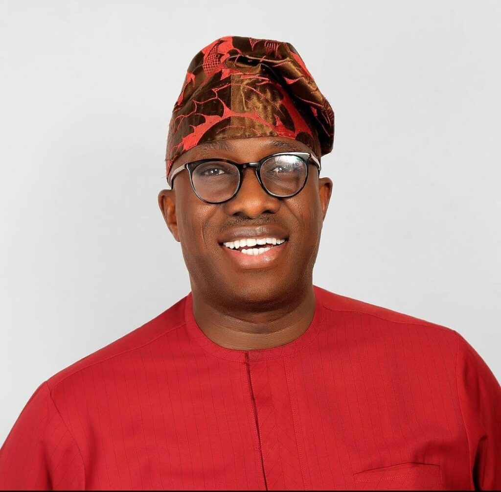 ogun-tribunal:-showunmi-reports-alleged-attack-on-him-to-ribadu,-calls-for-investigation