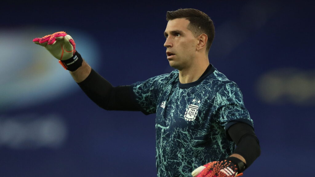 epl:-he’s-humble,-little-treasure-–-martinez-hails-man-utd-star