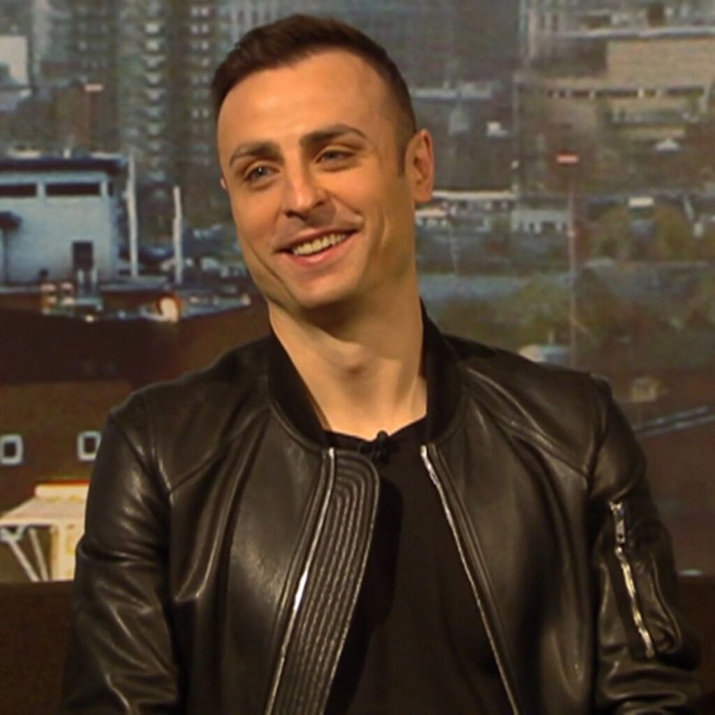 epl:-berbatov-names-teams-that-can-challenge-manchester-city-for-title-next-season