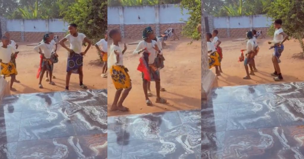 man-shows-off-the-professional-dancers-his-friend-hired-to-welcome-him-home-for-christmas-(video)