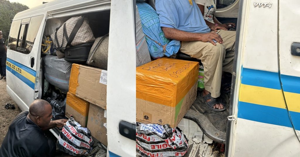 lady-shares-how-passengers-and-loads-are-crammed-into-an-interstate-bus-(images)