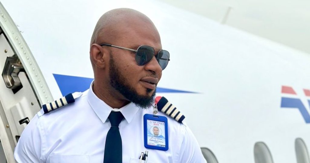 “today,-road-clear,-no-police”-–-hilarious-moment-nigerian-pilot-made-announcements-in-pidgin-(video)