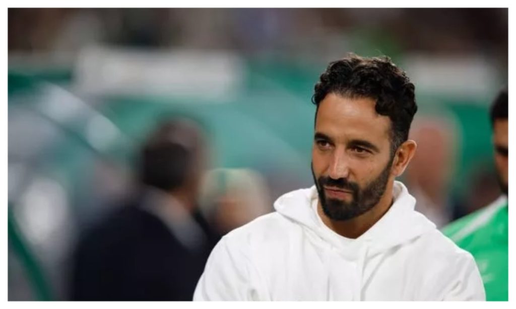 epl:-it-won’t-be-easy-–-amorim-worries-for-man-utd-about-one-wolves-player