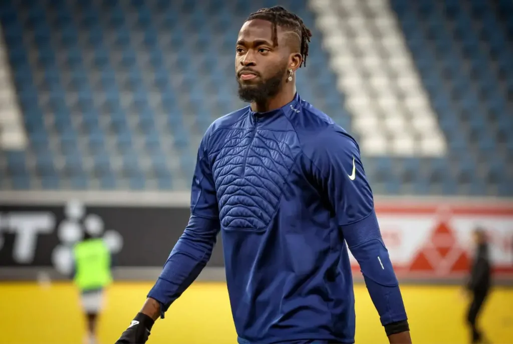 super-eagles-forward-arokodare-keen-to-play-in-premier-league