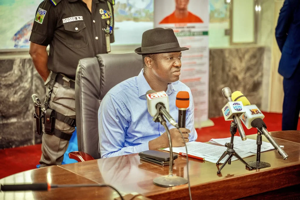 ezza-effium/effium-crisis:-nwifuru-signs-into-law-creation-of-5-autonomous-communities