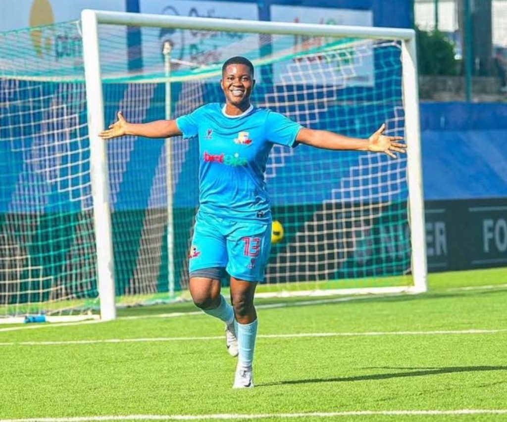 remo-stars-ladies-congratulate-olamide-for-super-falcons-invitation