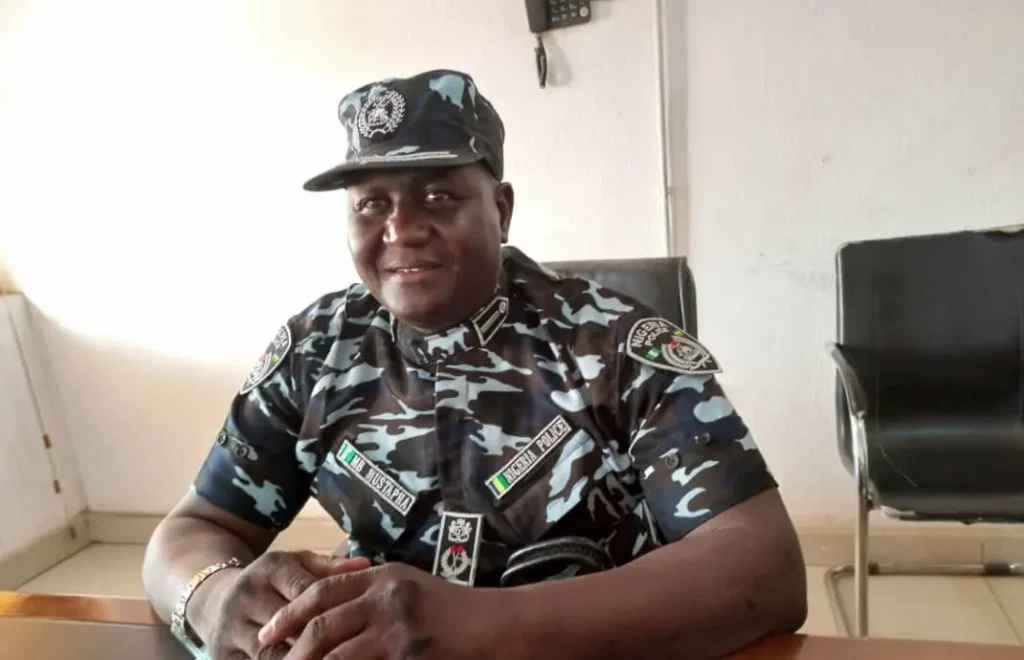 aig-mustapha-mohammed-credits-community-safety-partnership-for-success-in-zone-six
