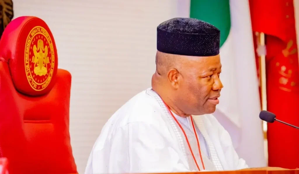 2027:-more-states-joining-tinubu,-lp-senator-begging-to-defect-to-apc-–-akpabio