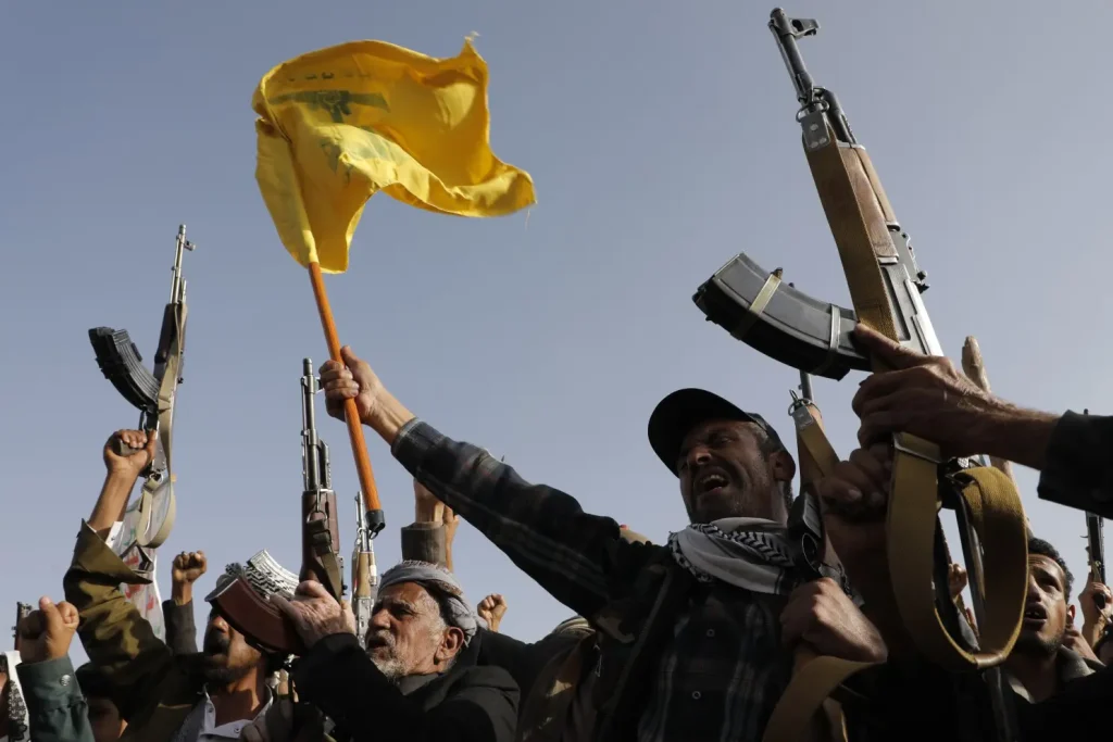 houthis-warn-of-retaliation-against-us-ships-if-washington-attacks-iran
