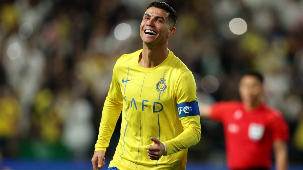 transfer:-details-of-ronaldo’s-stunning-new-contract-with-al-nassr-revealed