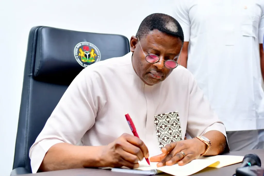 tinubu-has-capacity-to-overcome-nigeria’s-challenges-–-gov-otu