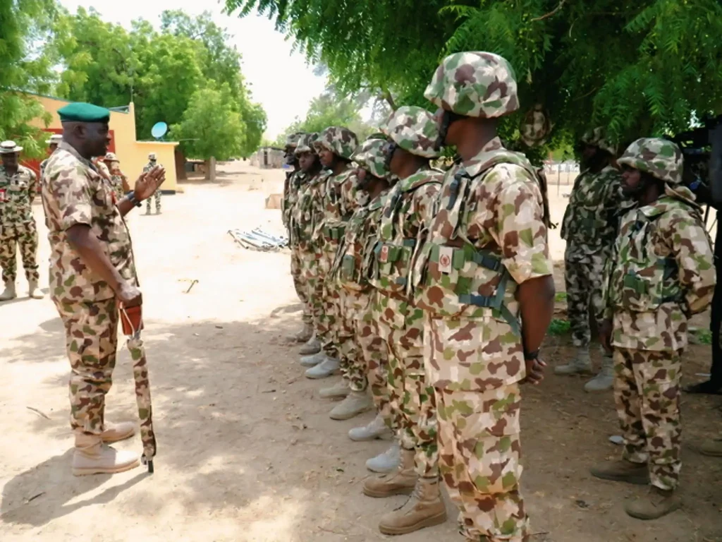troops-nab-suspected-kidnapper-with-n13m,-ak-47-rifles-on-kaduna-jos-highway