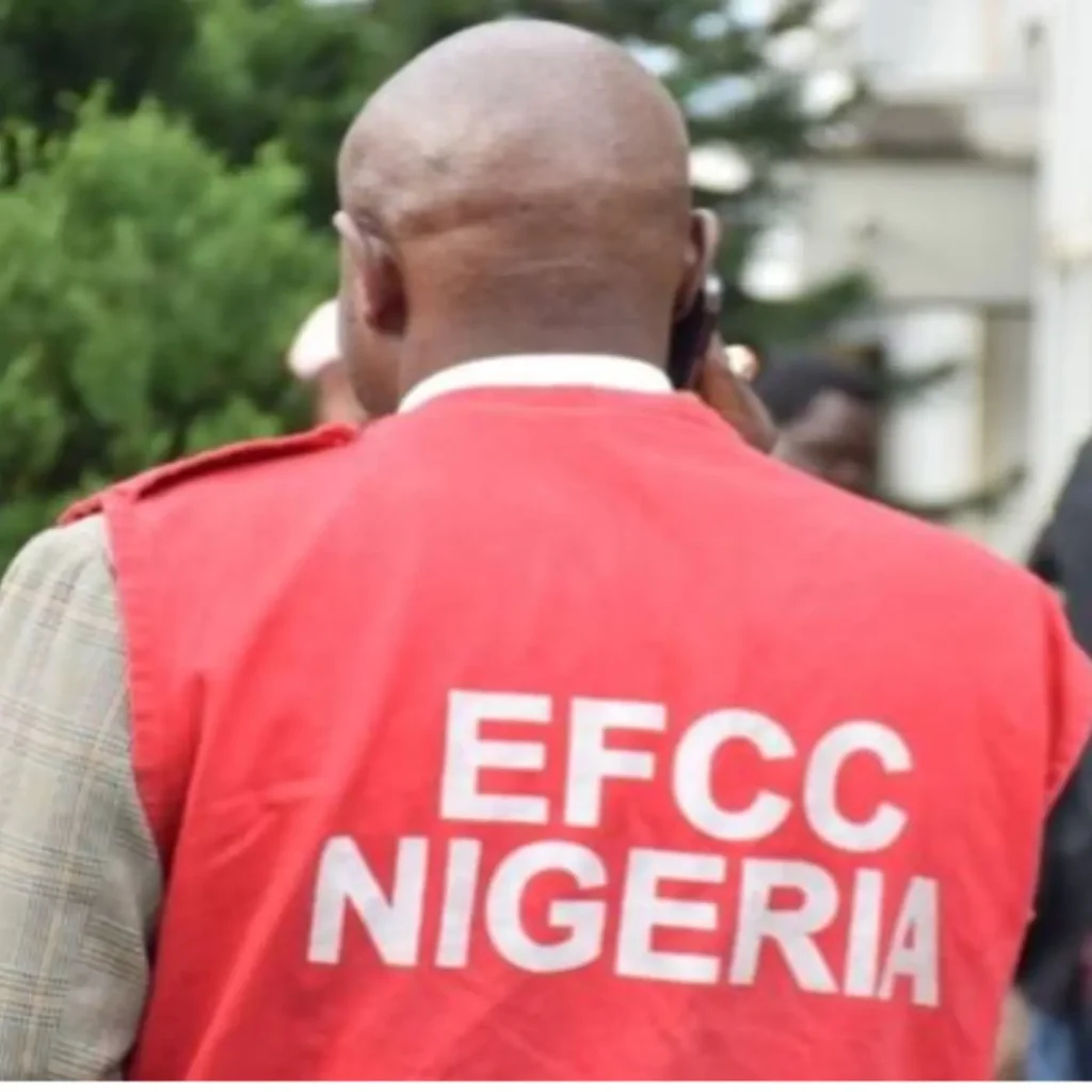 efcc-apprehends-6-suspected-internet-fraudsters-in-uyo